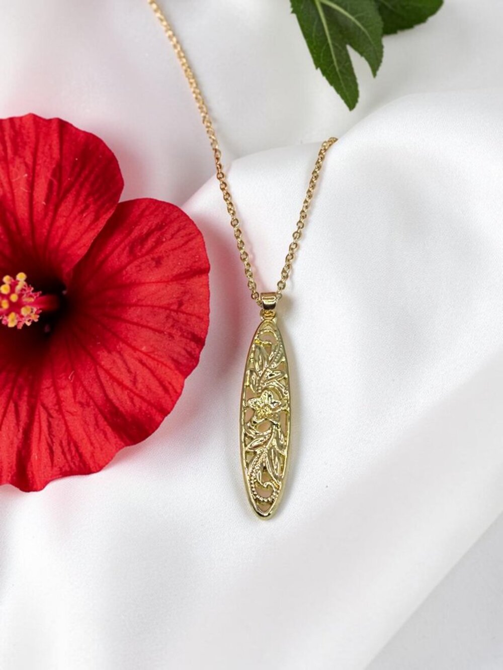 Gold Hawaiian Surfboard Design Necklace